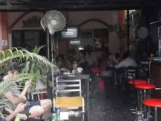 Tropical Breeze Hotel 2*