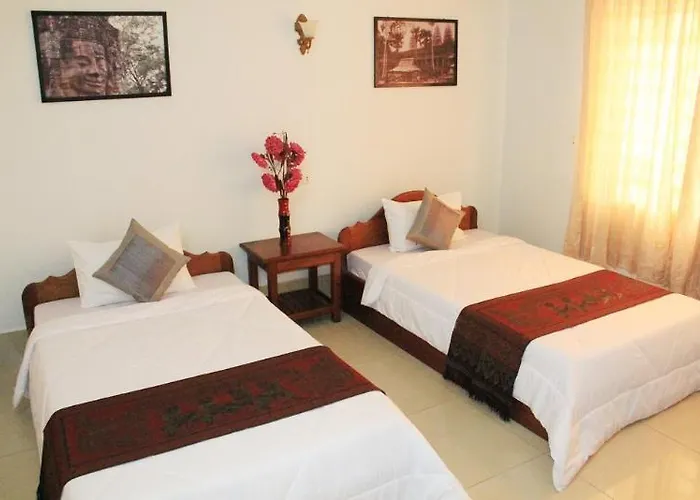 Tropical Breeze Hotel